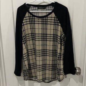 Tan and black houndstooth shirt